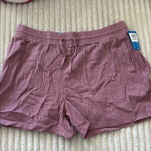 Women's Columbia Mauve Shorts